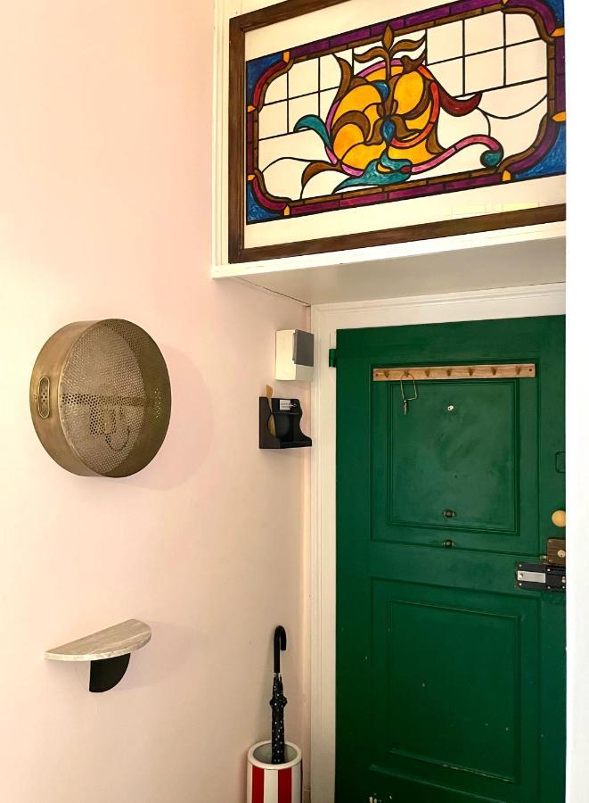 Venetian Pink Apartment In Dorsoduro Veneza Exterior foto